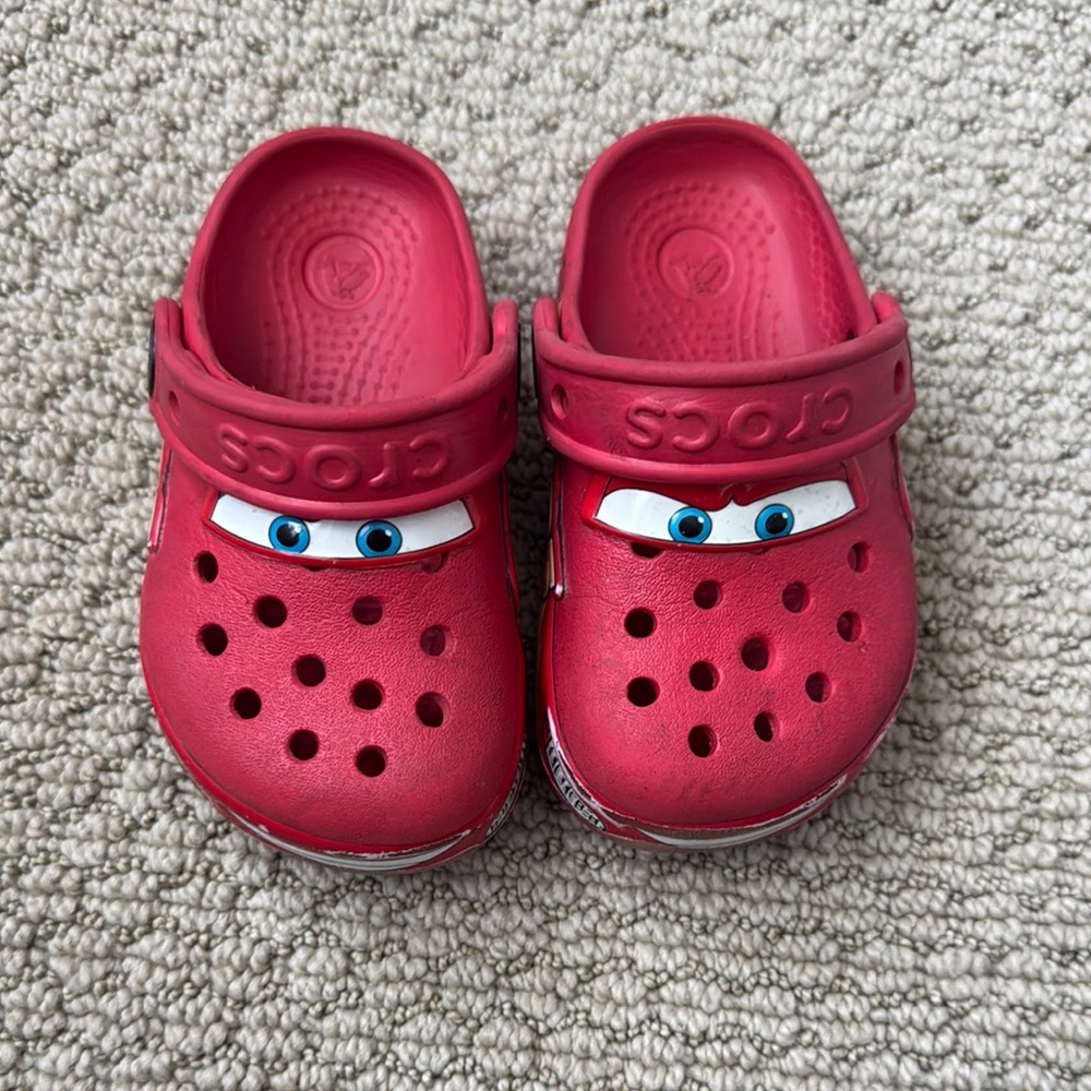McQueen crocs